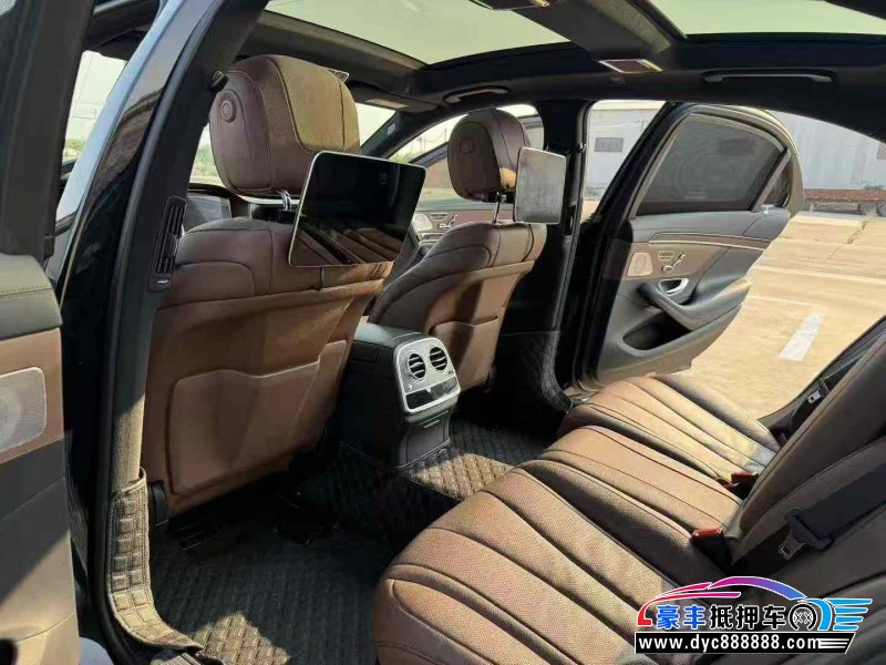 20年奔驰S轿车抵押车出售