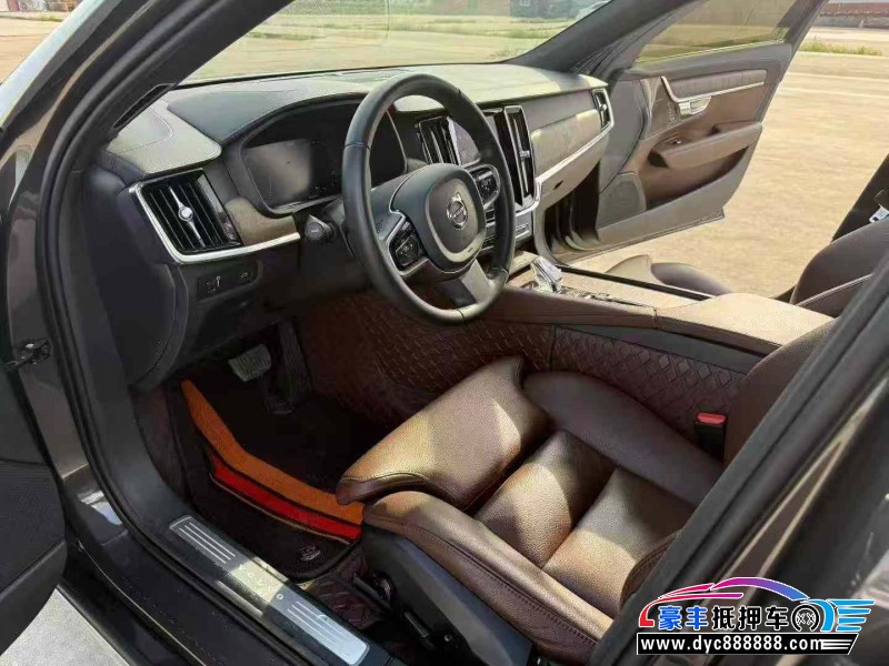 20年沃尔沃S90轿车抵押车出售