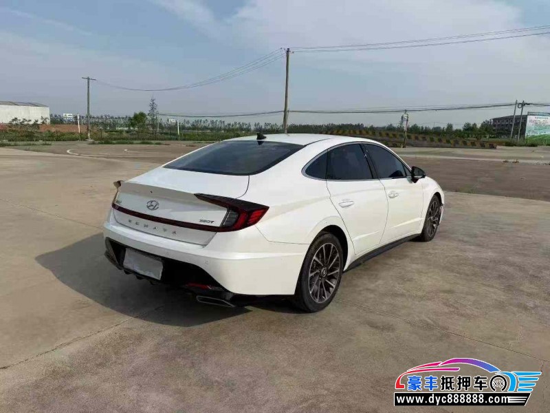 21年现代索纳塔轿车抵押车出售