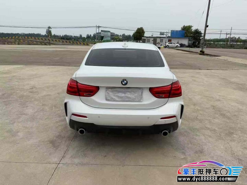 21年宝马1系轿车抵押车出售