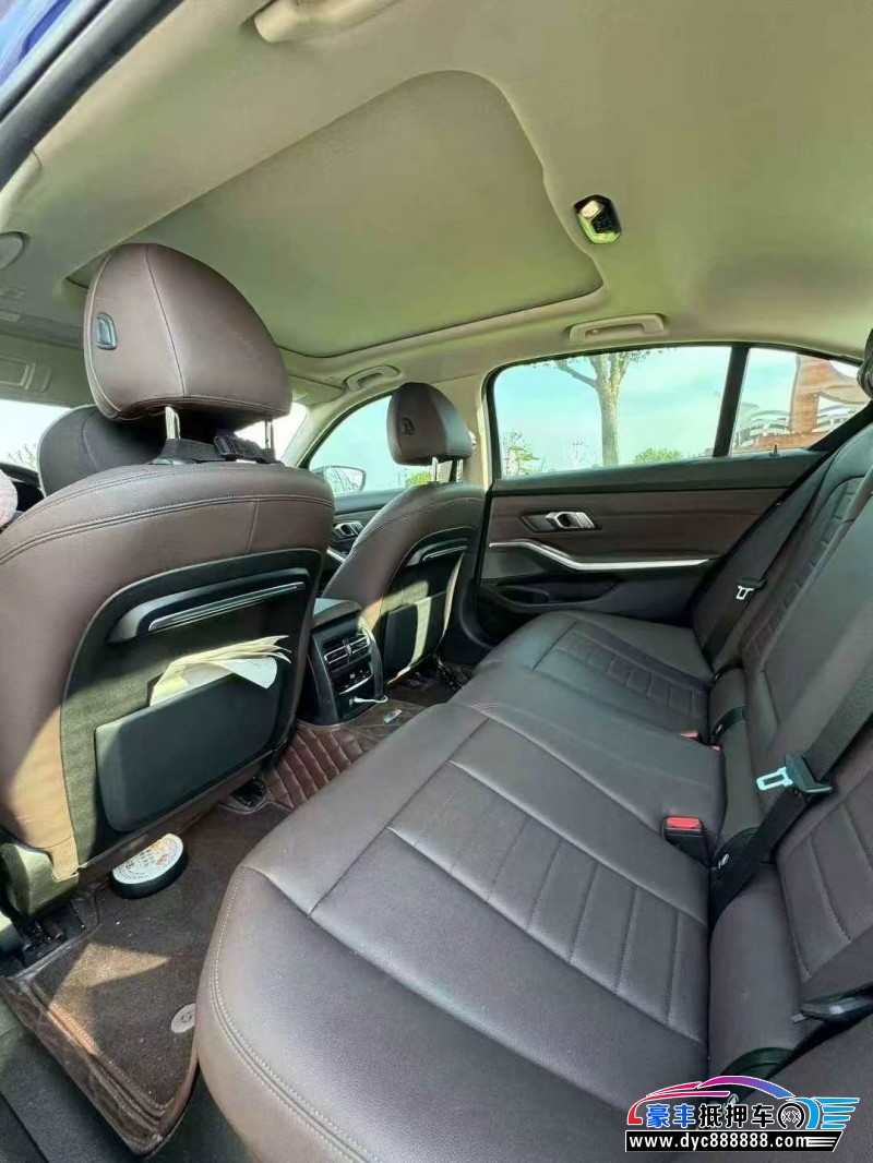 19年宝马3系轿车抵押车出售