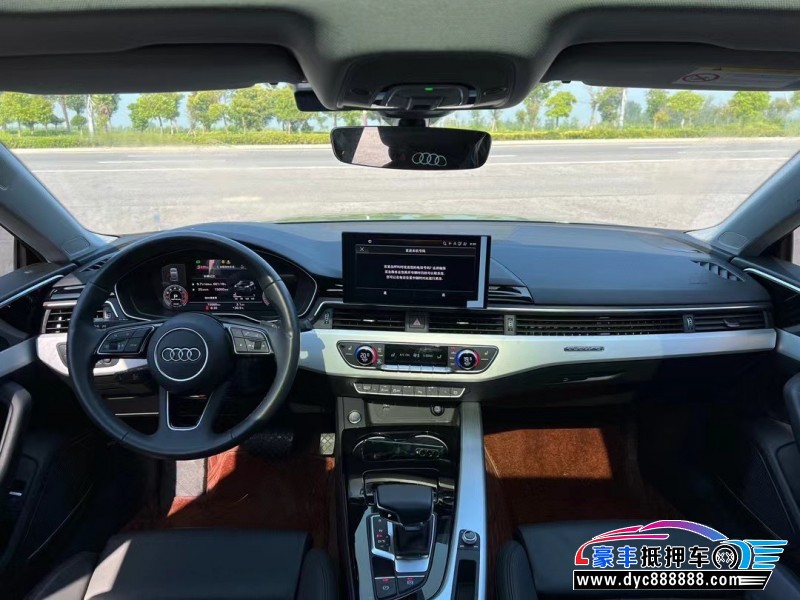 22年奥迪A5轿车抵押车出售