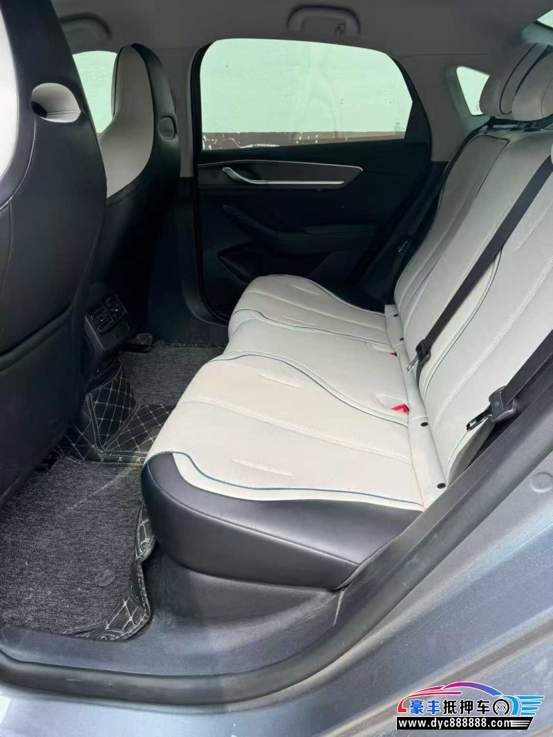 24年比亚迪驱逐舰轿车抵押车出售