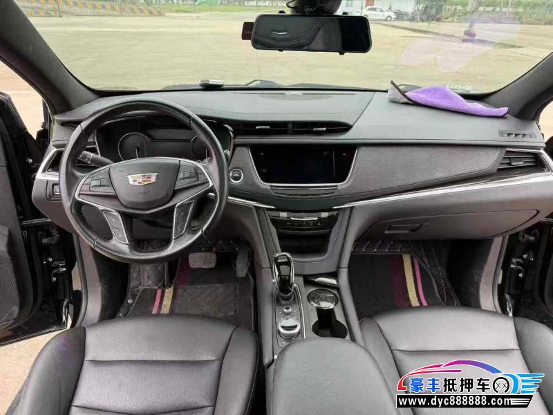 21年凯迪拉克XT5轿车抵押车出售