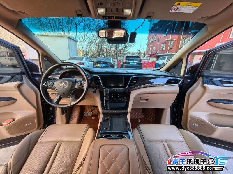 21年别克GL8轿车抵押车出售