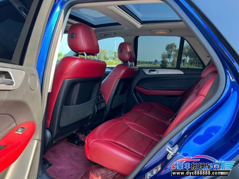 18年奔驰GLE AMG轿车抵押车出售