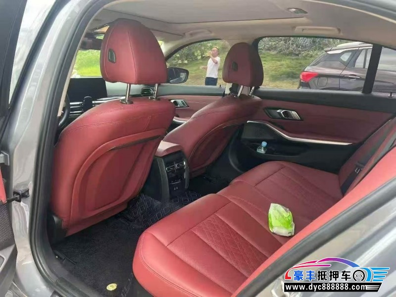 22年宝马i3轿车抵押车出售