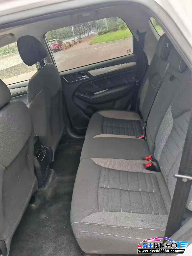 20年荣威RX5轿车抵押车出售