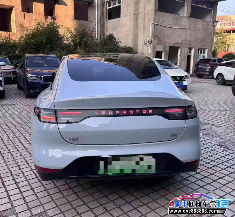 24年零跑c01轿车抵押车出售