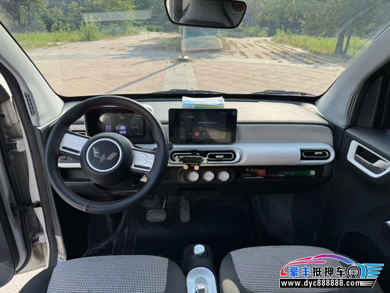 24年五菱汽车迷你轿车抵押车出售