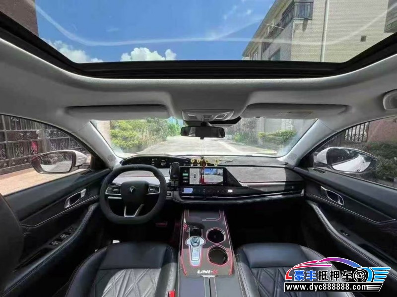 24年长安长安UNI轿车抵押车出售