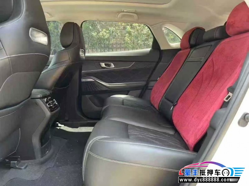 24年长安长安UNI轿车抵押车出售