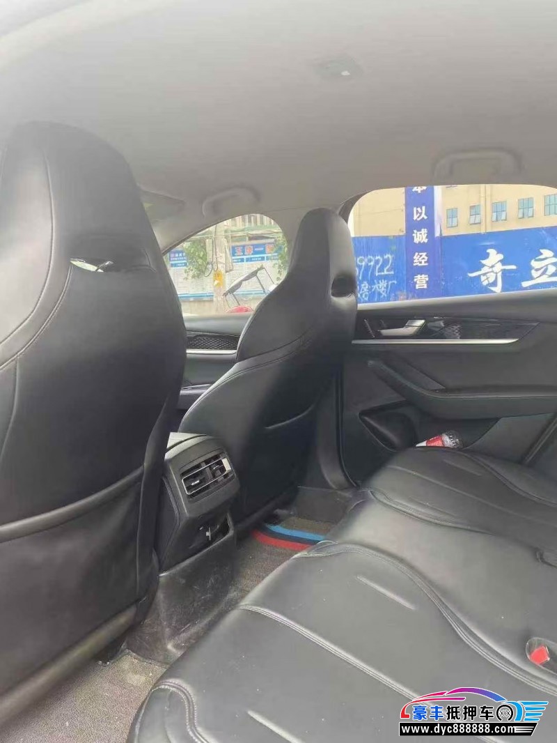 22年比亚迪秦轿车抵押车出售