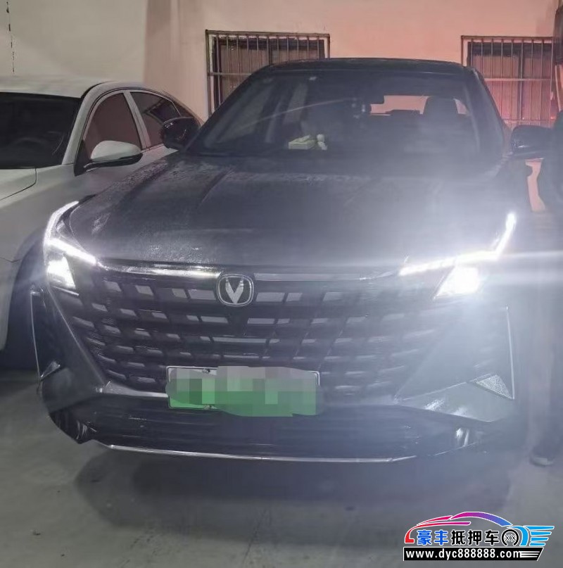 24年长安长安UNI轿车抵押车出售