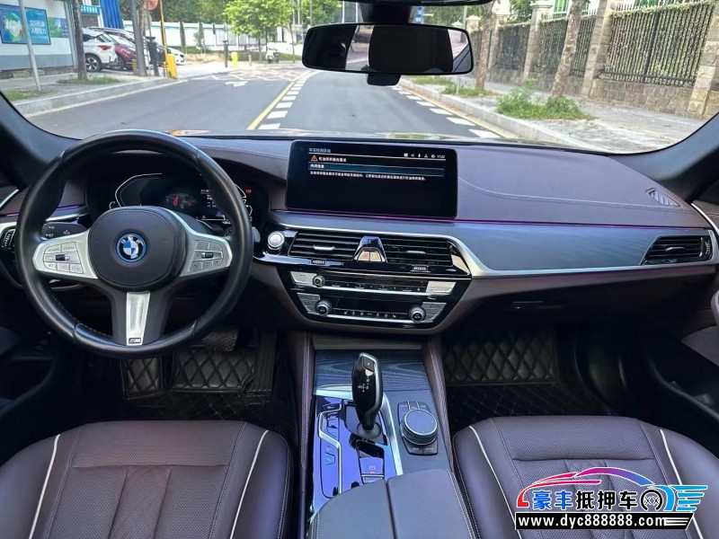 23年宝马5系轿车抵押车出售