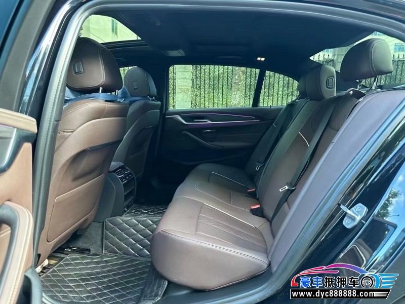 23年宝马5系轿车抵押车出售