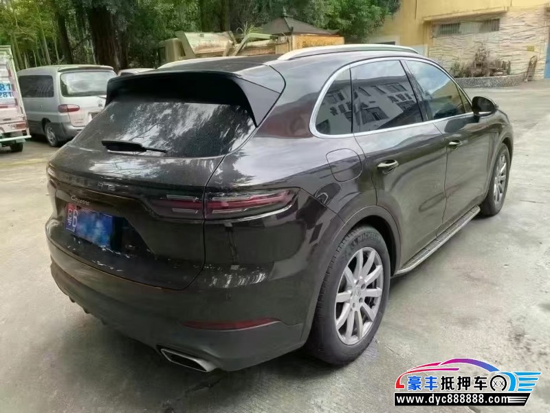 21年保时捷卡宴轿车抵押车出售