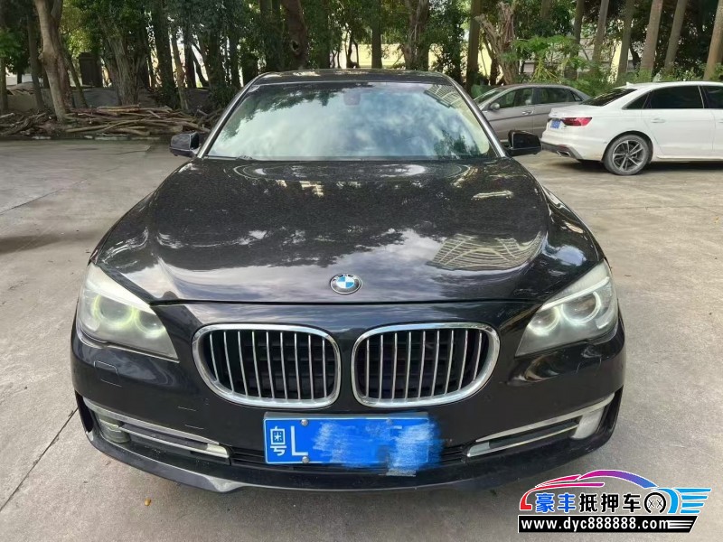 12年宝马7系轿车抵押车出售