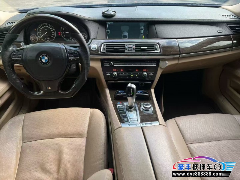12年宝马7系轿车抵押车出售