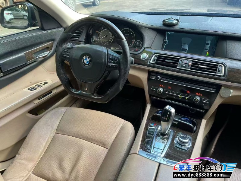 12年宝马7系轿车抵押车出售