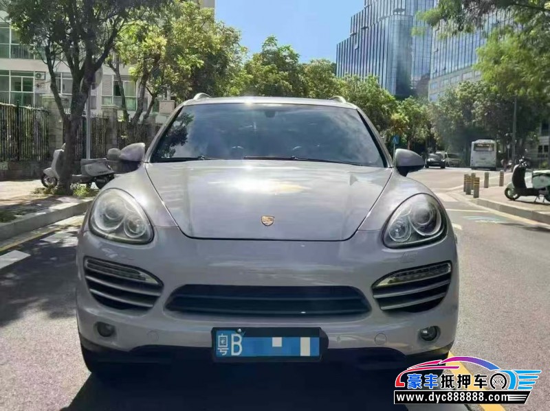 14年保时捷卡宴轿车抵押车出售