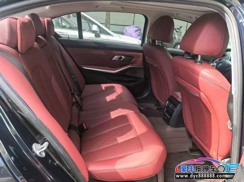 24年宝马3系轿车抵押车出售