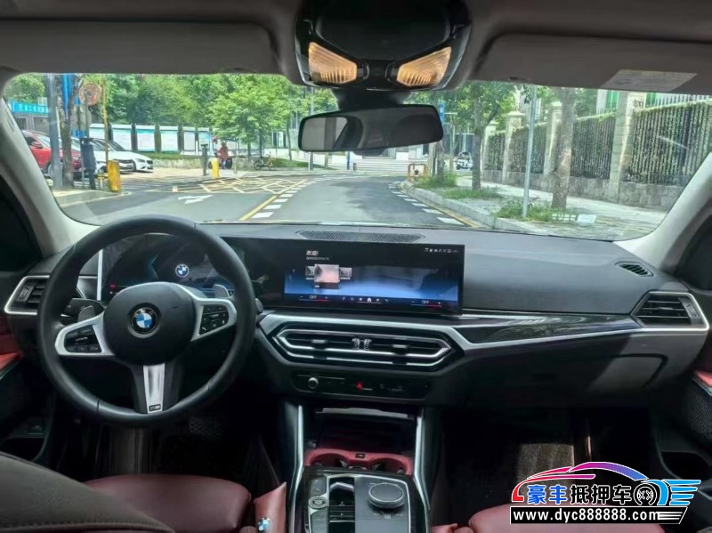 24年宝马3系轿车抵押车出售