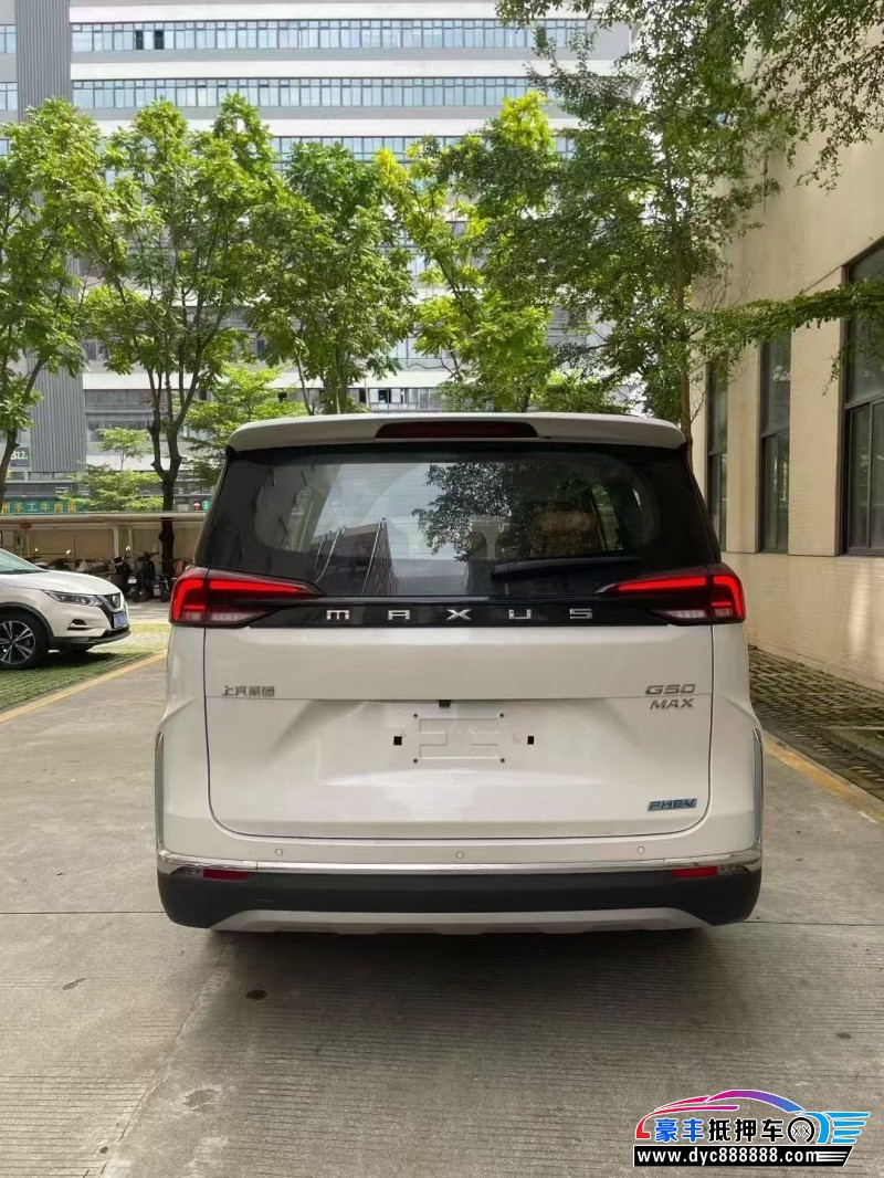 25年上汽大通G50轿车抵押车出售