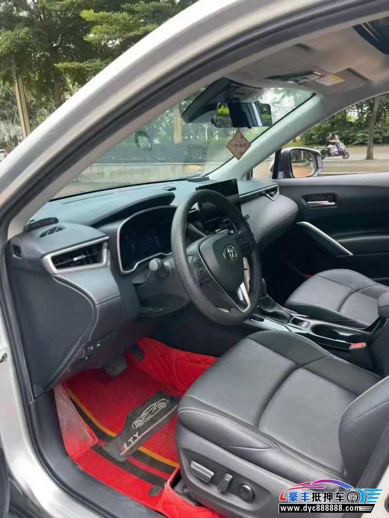 23年丰田威兰达轿车抵押车出售