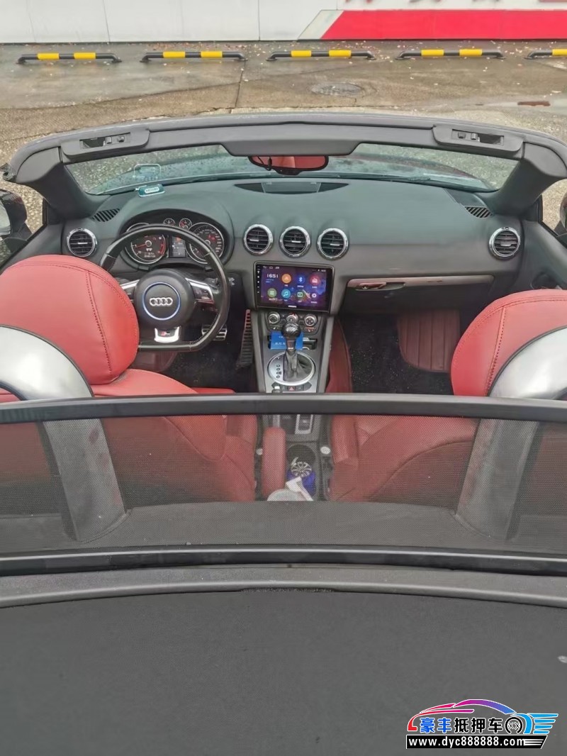 11年奥迪TT轿车抵押车出售