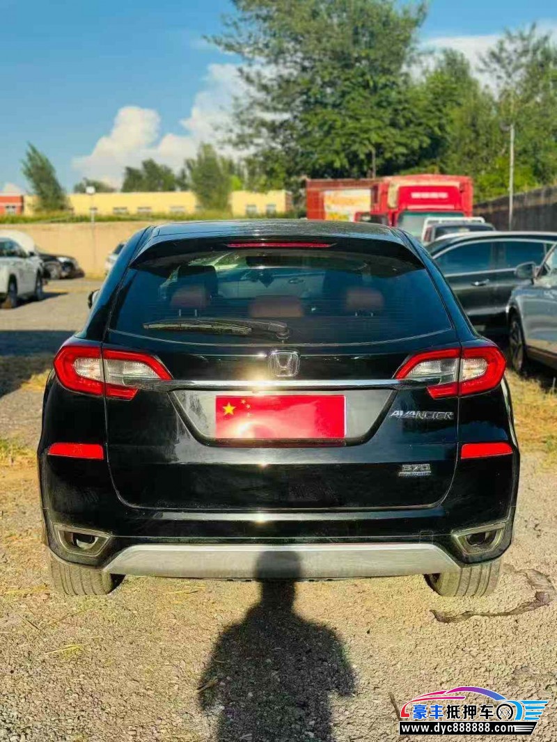 19年本田冠道轿车抵押车出售