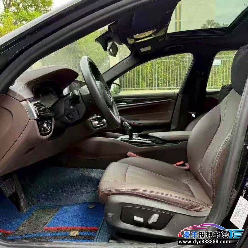 19年宝马5系轿车抵押车出售