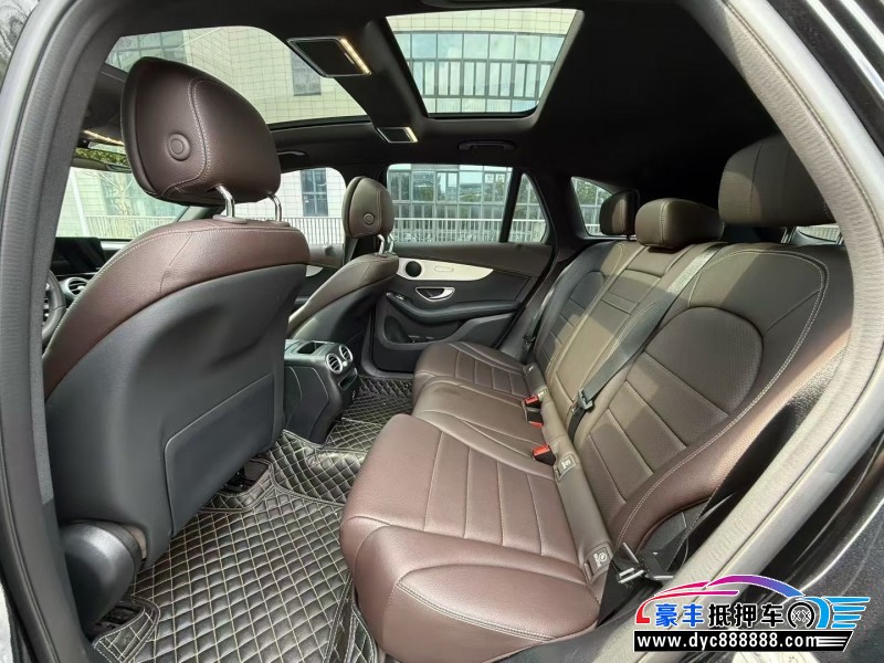 22年奔驰GLC轿车抵押车出售