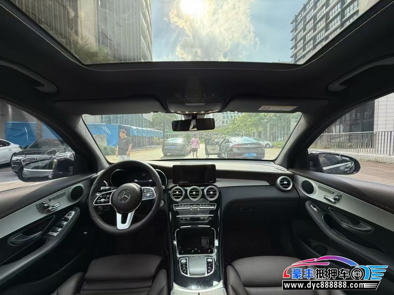 22年奔驰GLC轿车抵押车出售