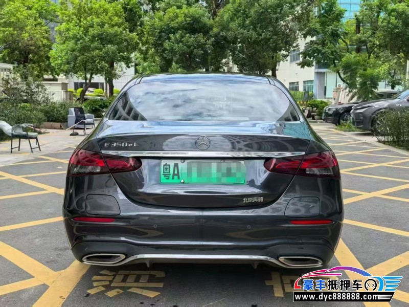 23年奔驰E轿车抵押车出售