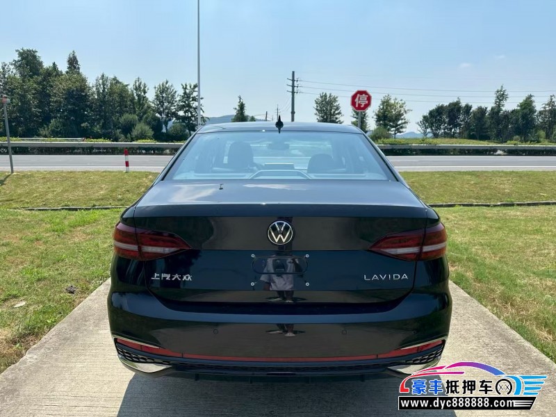 25年大众朗逸轿车抵押车出售