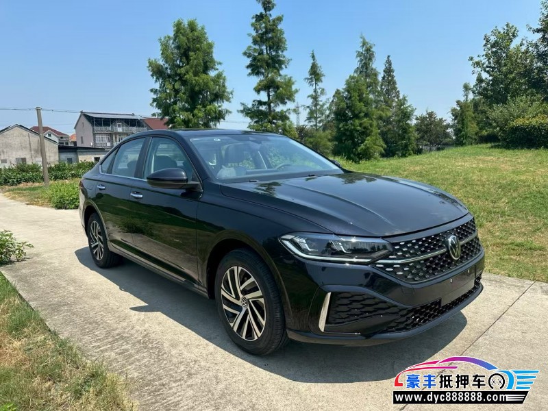 25年大众朗逸轿车抵押车出售