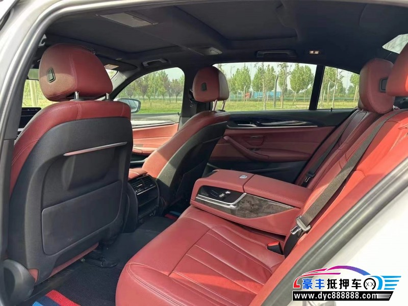 20年宝马5系轿车抵押车出售