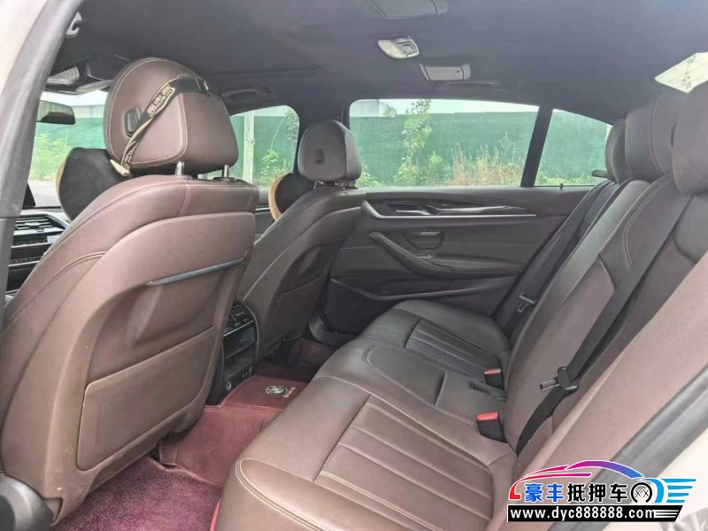 20年宝马5系轿车抵押车出售