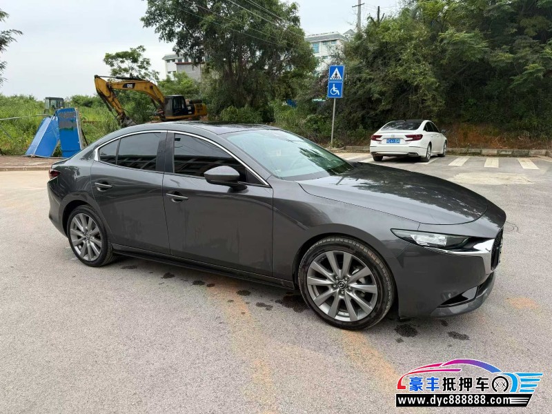 21年马自达昂克赛拉轿车抵押车出售