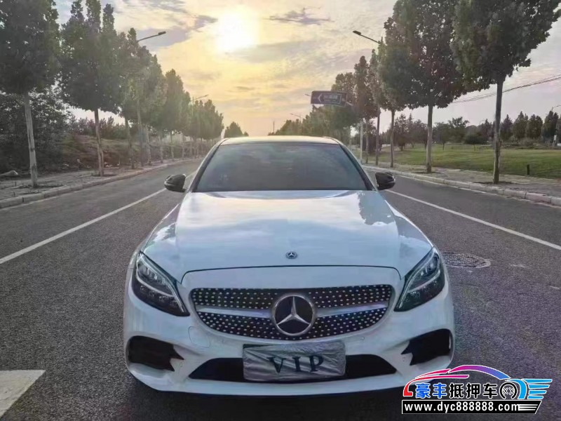 21年奔驰C轿车抵押车出售