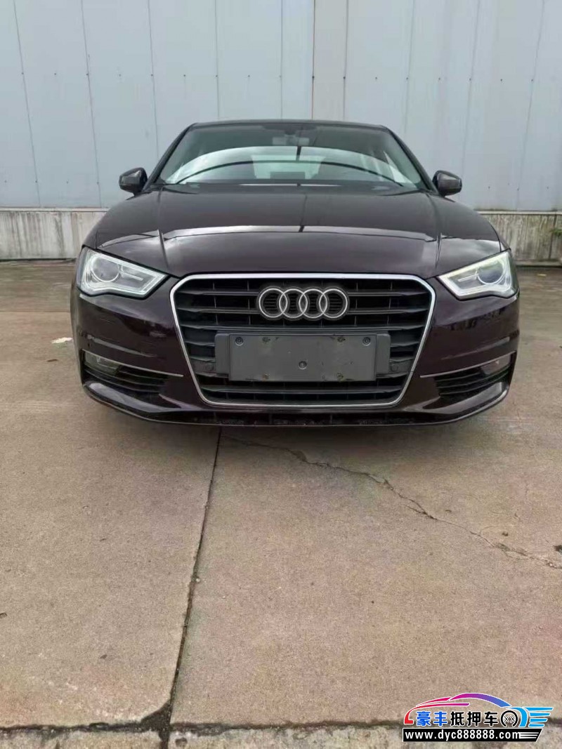 17年奥迪A3轿车抵押车出售