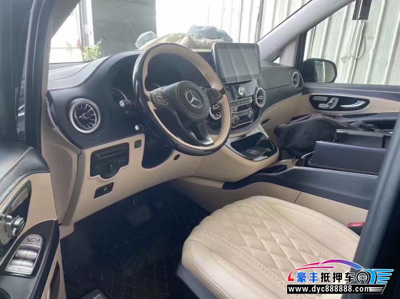 21年奔驰威霆MPV抵押车出售