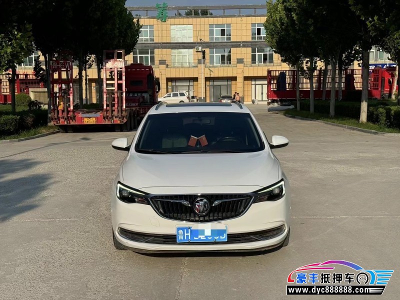 18年别克阅朗轿车抵押车出售