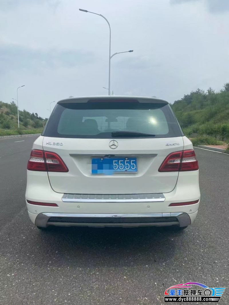 12年奔驰ML轿车抵押车出售