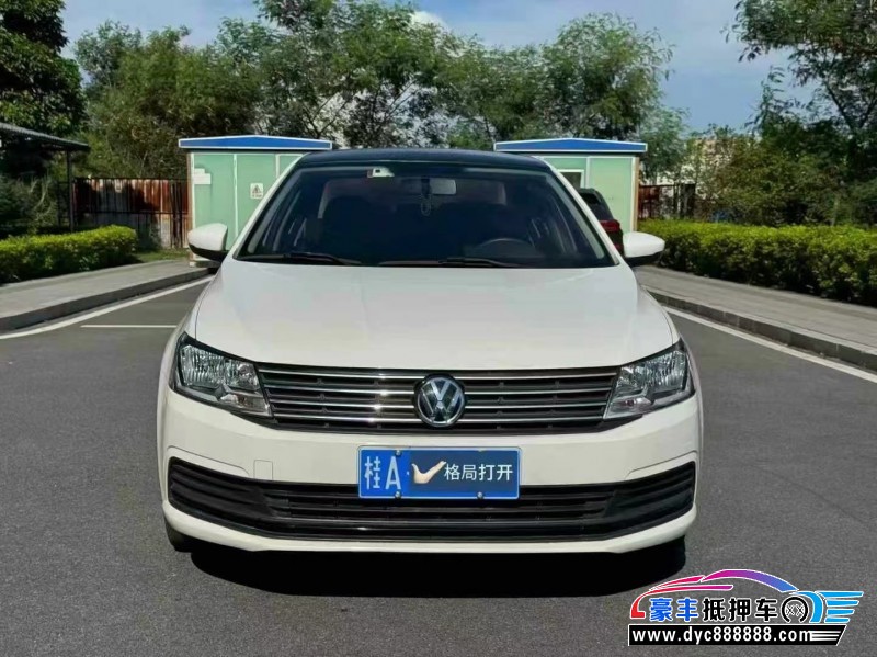 18年大众朗逸轿车抵押车出售