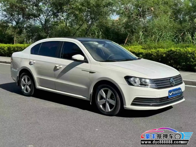 18年大众朗逸轿车抵押车出售