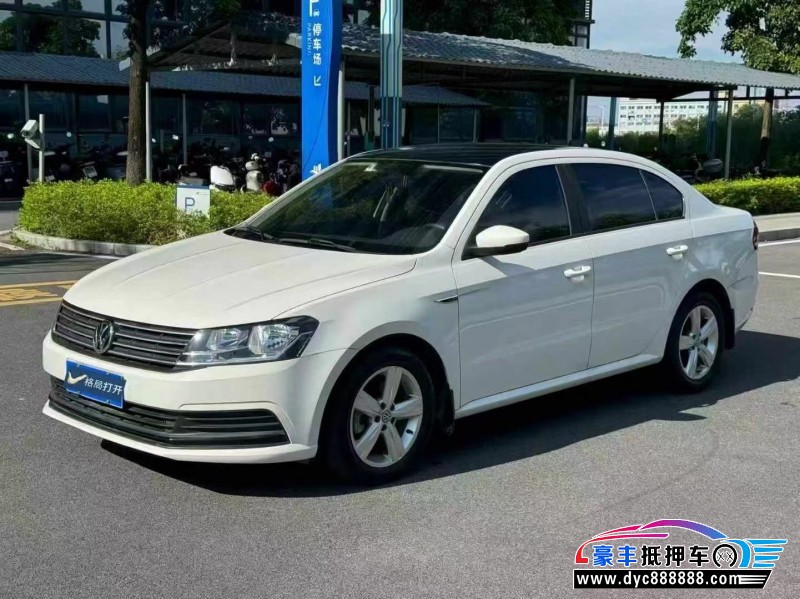 18年大众朗逸轿车抵押车出售