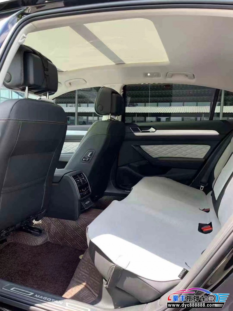 24年大众迈腾轿车抵押车出售