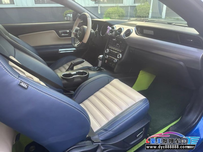 17年福特野马轿车抵押车出售